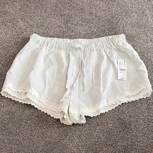PacSun Women’s Lace Trim Lounge Shorts White Size Medium NWT